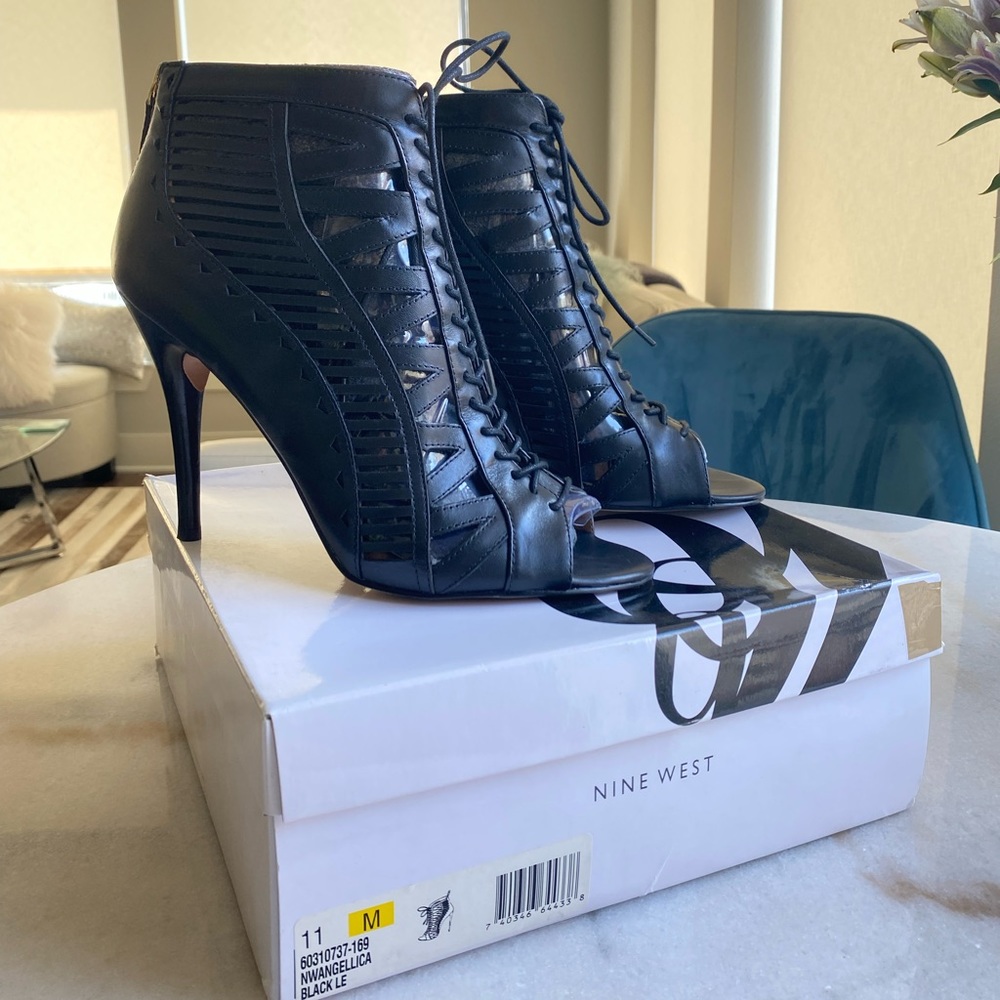 Nine West Black NWAngellica Lace Up Gladiator Bootie 11M